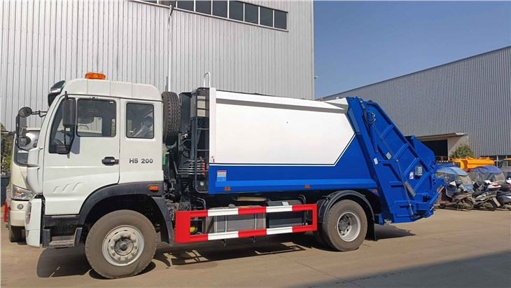 Road Sweeper Lorry: Ensuring Clean Streets and Highways