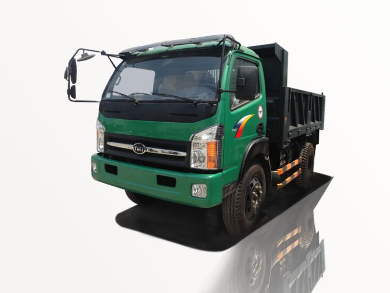 Everything You Need to Know About Chipper Dump Trucks