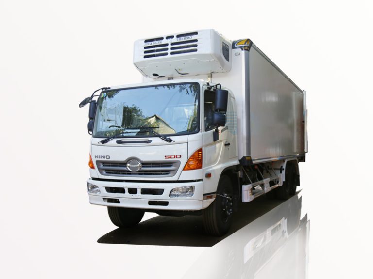 How Much Weight Can a Trash Truck Lift? Understanding Waste Collection Capacity