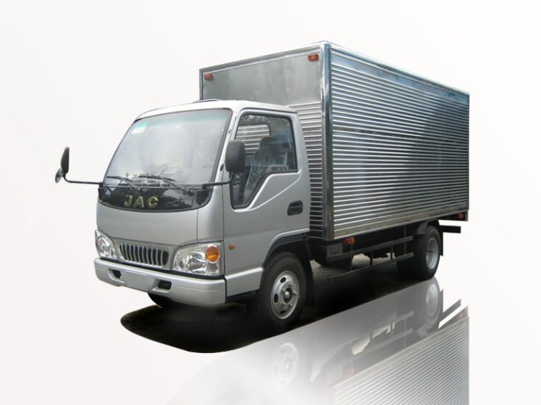 Inside the 18 Wheeler Cabin: A Comprehensive Guide